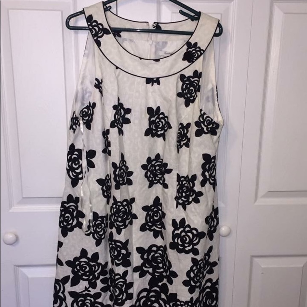 Women’s dress barn 18W dress